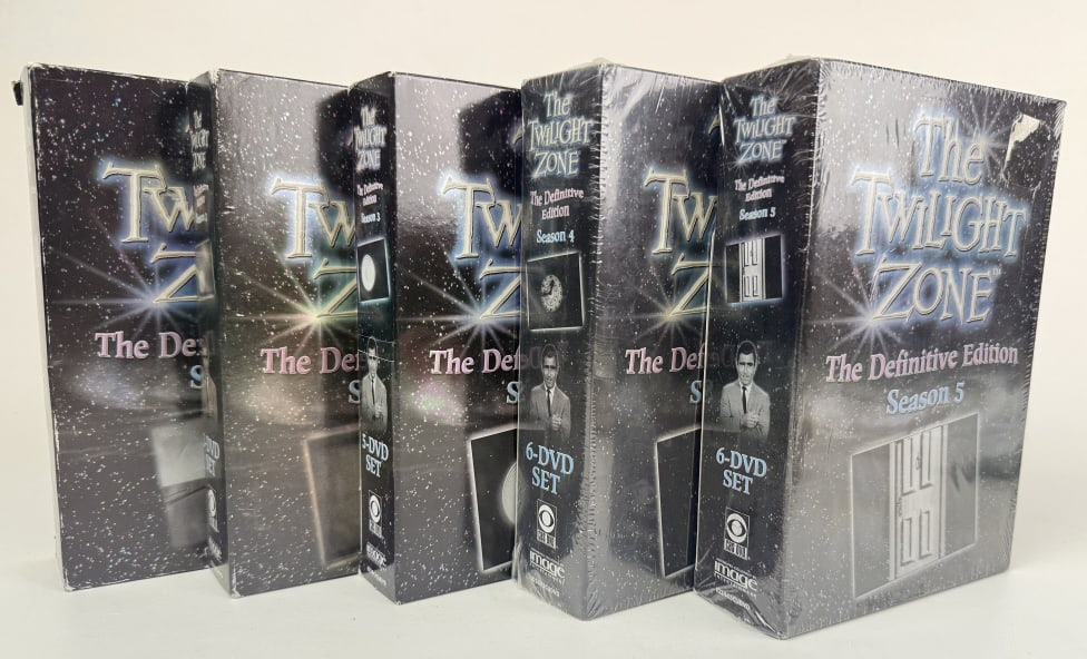 The Twilight Zone Definitive Collection DVD Set Seasons 1-5. 4 and 5 are sealed. Untested. 9 x 8 x 6 (1 of 6)