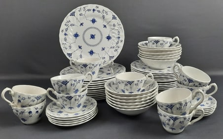 Myott Finlandia English China Dishes 12 10 inch
