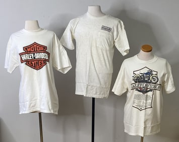 White Vintage Harley Davidson T Shirts Set of 3 Three Harley Davidson t shirts from the 1990's, size