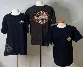 3 Black & Brown Harley Davidson T Shirts Two black and one brown Harley Davidson t shirts, size