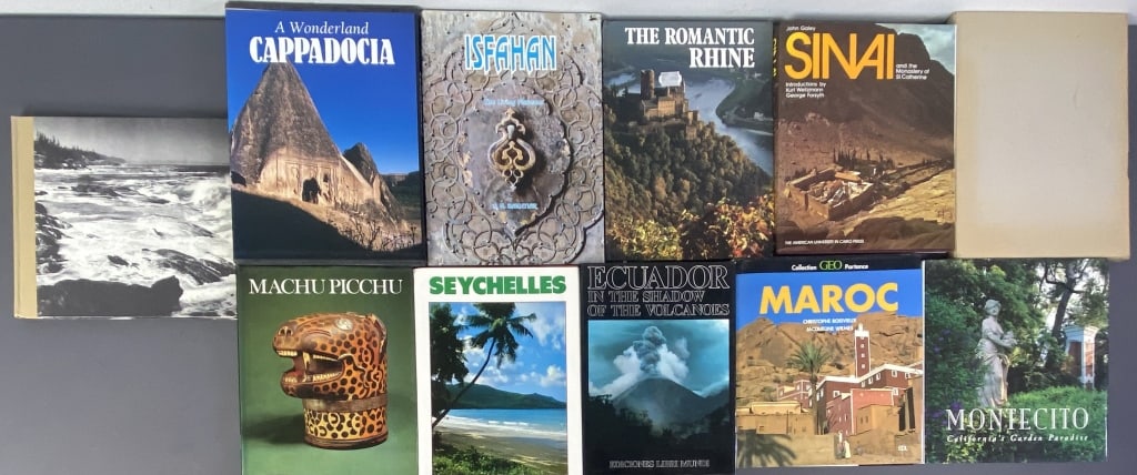 Travel Coffee Table Books Set of Eleven Montecito California's Garden Paradise by Elizabeth E Vogt.: Montecito California's Garden Paradise by Elizabeth E Vogt. Published by MIP Publishing, 1993, first edition. Maroc by Christophe Boisvieux and Jacqueline Wilmes. Published by EDL, 2002. Ecuador in th