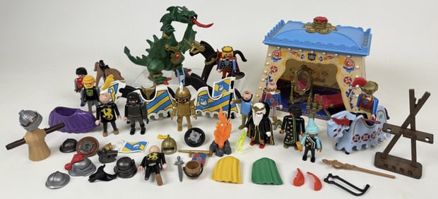 Vintage Playmobil Mixed Medieval Lot Playwear and other signs of age present. Please refer to photos