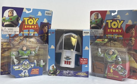 Vintage Toy Story Buzz Lightyear Action Figure Lot 2 figures on card and Bump’N Go Space Explorer