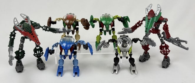 Lego Bionicle Lot 2 6 figures. Not inspected for completeness. No instructions or containers. 12 x 6