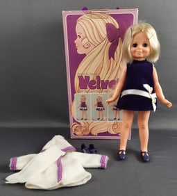 Vintage IDEAL Velvet Hair Growing Doll with Box Doll with growing hair from the 1960's, cousin to