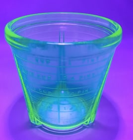 Uranium Glass Vidrio Products Measuring Cup Small chips near the bottom. Please see images for