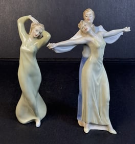 Royal Doulton Reflections Allure & Tango 1985 No cracks or chips 13 inches tall.