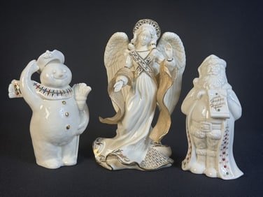 Lenox Holiday Christmas Lot Angel of Peace First Blessing Nativity measuring 9 x 5 x 5 inches.