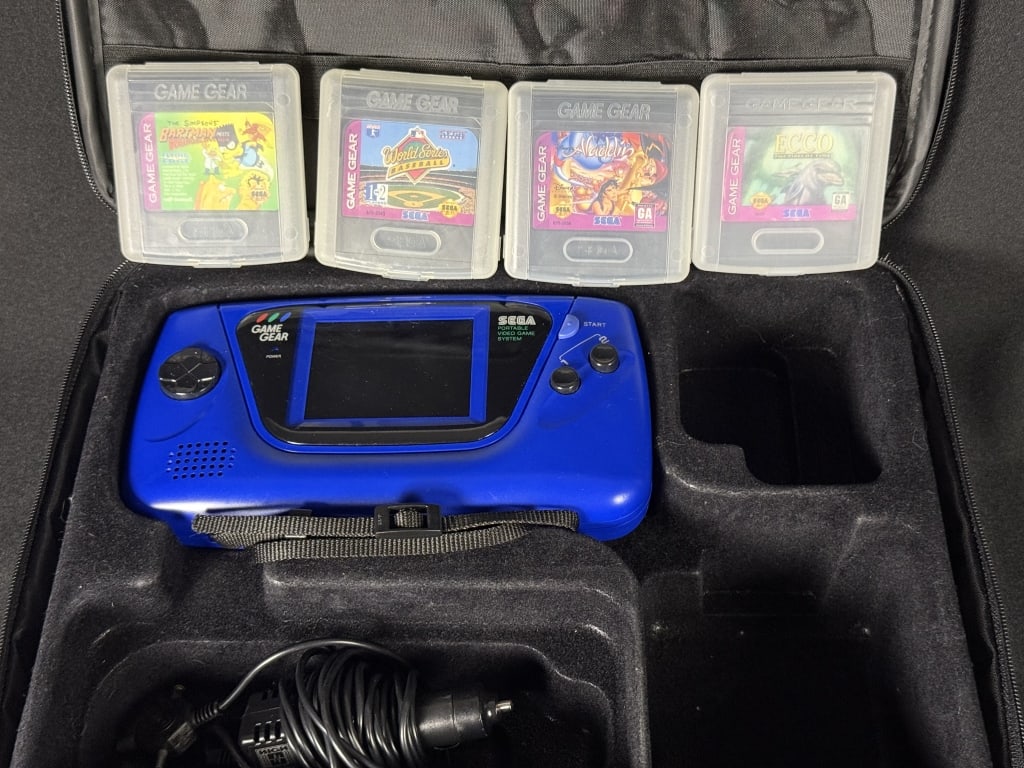 Sega Game Gear Lot Console Games & Bag Includes Car AC adapter. When plugged into included AC (1 of 5)