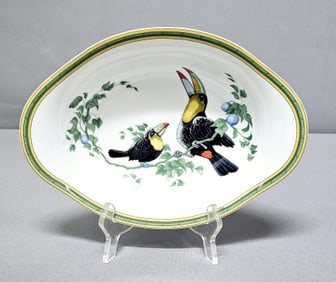 Hermes Toucans Oval Vegetable Serving Bowl Measures 9.5 x 7 x 2.5 inches tall. No chips, cracks or