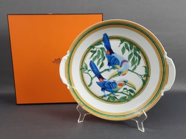 Hermes Toucans Handled Cake Plate & Box Measures 11 x 10 inches. Few utensil marks around rim. Box