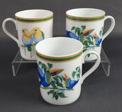 Hermes Toucan Trio of Mugs Each cup measures 3 x 3.5 inches tall. There are some chips in the paint (1 of 11)
