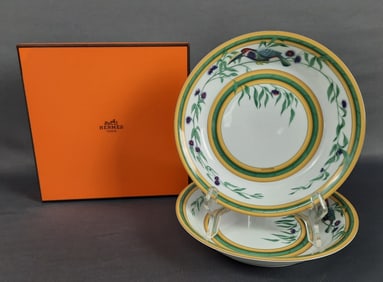 Hermes Toucans Coupe Cereal Bowls & Box 7.5 x 1.5 inches tall. One bowl has a chip around rim, see