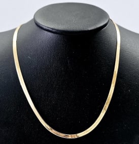 14K Yellow Gold Chain Necklace Italy Necklace weighs 7.6 Grams Measures 16"