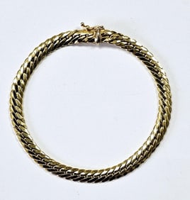 14K Yellow Gold Chain Bracelet Italy Bracelet  weighs 4.1 Grams