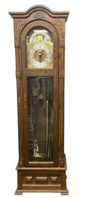 American Pioneer Grandfather Clock Vintage American Pioneer grandfather clock from the 1990's.