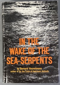 In The Wake of the Sea Serpents Book 1969 In the Wake of the Sea Serpents by Bernard Heyvelmans.
