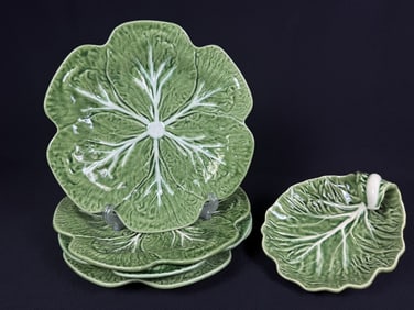 Bordallo Pinheiro Majolica Cabbage Plates & Dish Four dinner plates measuring 10.5 inches across.