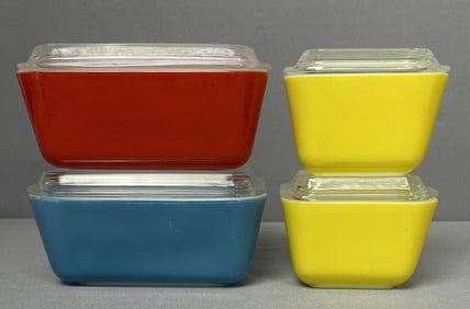Pyrex Fridgies Primary Colors 4 Piece Great condition.