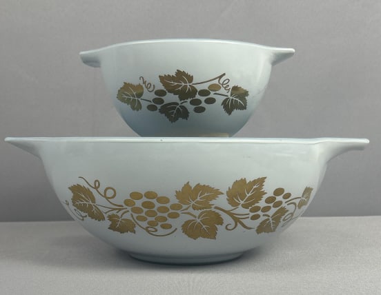 Pyrex Golden Grapes Chip & Dip Bowls 441,444 (1 of 5)