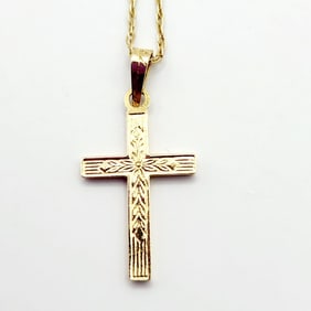 14K Yellow Gold Cross Pendant Necklace Necklace is 21" Lot weighs 1.2 grams