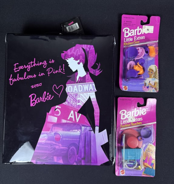 Vintage Barbie Doll Case and Accessories Packs Unopened Kitchen Gear and Fashion Touches Little (1 of 9)