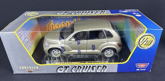 Motor Max 1:18 Scale Die Cast GT Cruiser With box. 14 x6 x 5 inches. Some spots on on box. Some