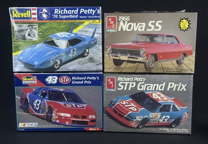 Revell & AMT Model Car Kit Lot of 4 Richard Petty’s Grand Prix 1:24 kit