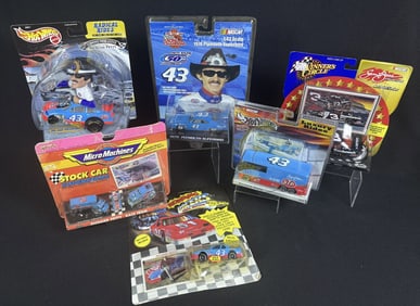 NASCAR Toy Cars Lot Richard Petty Hot Wheels Racing Champions, Winners Circle and Micro Machines.