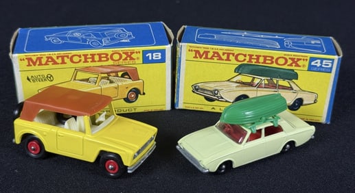 Lesney Matchbox 18 Field Car 45 Ford Corsair With original boxes. Some light playwear on each, field