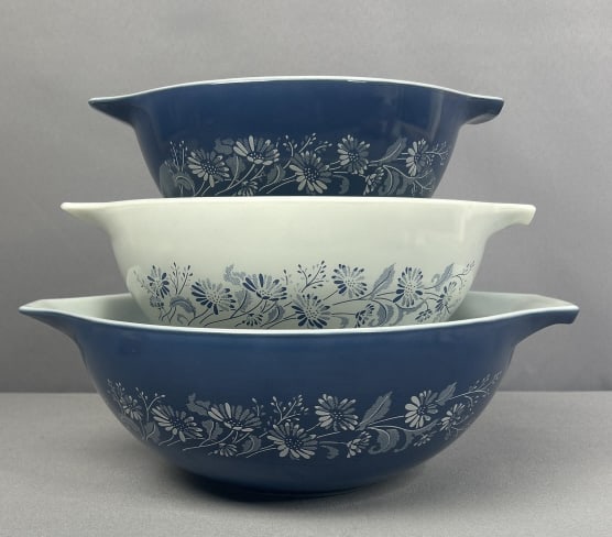Pyrex Colonial Mist Cinderella Bowls 3pc Blue and white Pyrex colonial mist cinderella mixing bowls.: Blue and white Pyrex colonial mist cinderella mixing bowls. Excellent condition, 443 has small chip on the the rim. 442,443,444