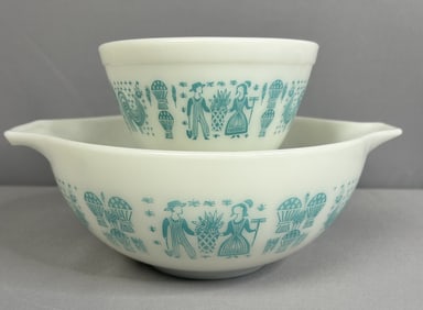 Pyrex Amish Butterprint Mixing Bowls 2pc 1.5 PT 401 2.5 Qt Cinderella Bowl 443