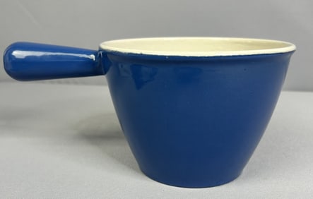 Le Creuset Blue Enamel Fondue Pot Le Creuset enameled blue cast iron fondue pot. 6.5 in width, 4.5