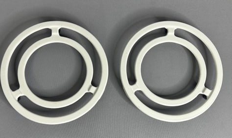 Prizerware Enameled Cast Iron Trivets Set of 2 Set of 2 9.5 in enameled cast iron trivets in overall