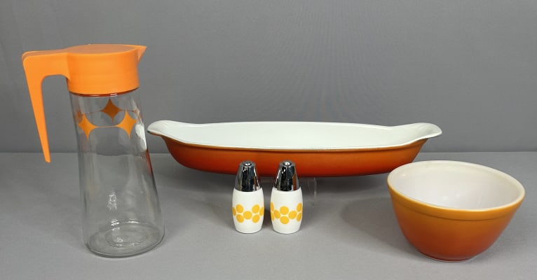 Vintage Midcentury Kitchen Lot Orange Flameglo Glass carafe orange atomic starburst unmarked 9in x: Glass carafe orange atomic starburst unmarked 9in x 3.5 in Salt and pepper shakers unmarked 3.5 in Pyrex fireglo mixing bowl 1.5 PT, 407 Descoware enameled cast iron fish dish 16 x 5 in.