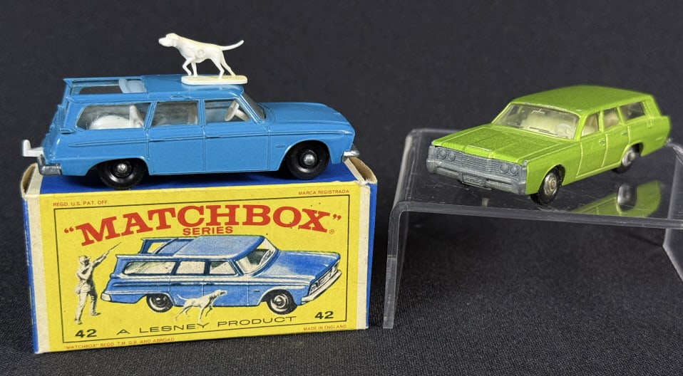 Vintage Matchbox Lesney 42 Studebaker 73 Mercury No. 42 studebaker station wagon missing shooter, (1 of 8)