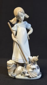 Lladro Porcelain Figurine 5232 Playful Kittens 8 inches tall by 5 inches wide. Good condition free