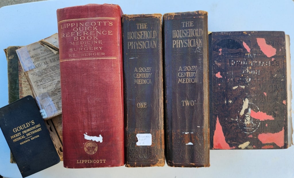 Antique Medical Books Lot of 8 antique medical books. Including "The Household Physician: A 20th (1 of 20)
