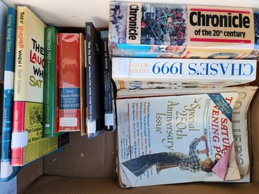 Antiques Reference Books Lot of 31 antique, vintage, and collectors reference books on topics such