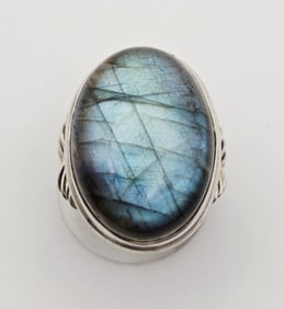 Sterling Silver Laboradorite Oval Ring Ring Weighs 12.9 Grams Size 7