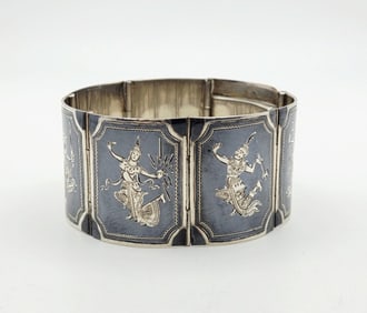 Vintage Sterling Silver Siam Cuff Bracelet Bracelet Measures 6" Bracelet Weighs 45.8 Grams