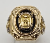 Vintage 10K Gold Crescent City 1938 Ring Ring Weighs 7 Grams Size 5