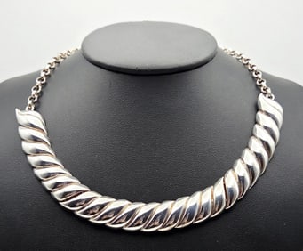 Vintage Sterling Silver Bib Necklace Necklace Measures 20" Necklace Weighs 31 Grams