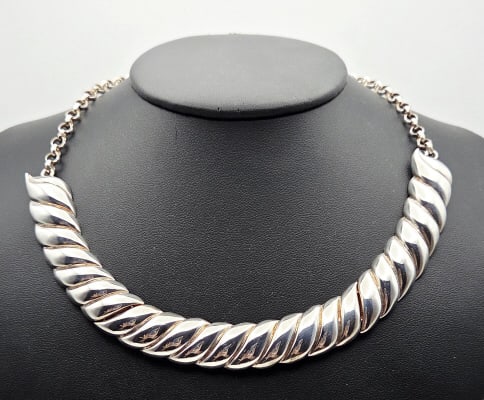 Vintage Sterling Silver Bib Necklace Necklace Measures 20"  Necklace Weighs 31 Grams (1 of 6)