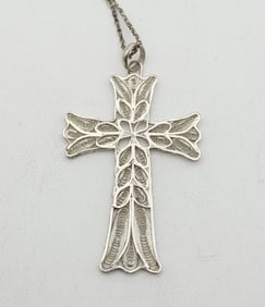 Vintage Sterling Silver Cross Filigree Necklace Necklace Measures 20"