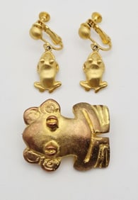 Vintage Alva 24K Gold Plated Frog Set Brooch Weighs 12 Grams Earrings Weigh 6.3 Grams