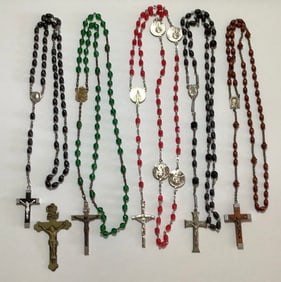 Vintage Rosaries & Crosses Lot weighs 4.8 ounces.