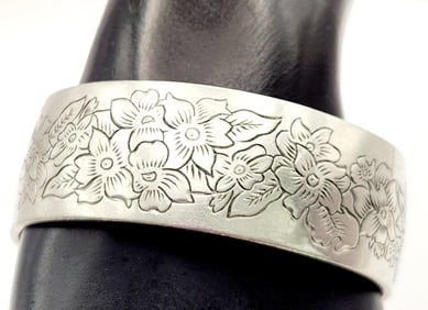 Vintage Sterling Etched Violets Cuff Bracelet Weighs 42.4