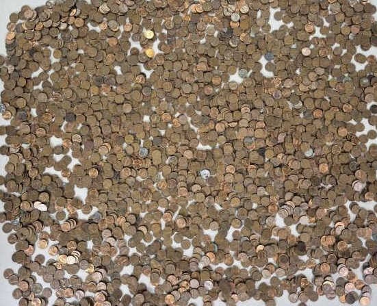 20 Pounds Pre-1983 Lincoln Head Pennies #4 What will you: What will you find?? Per consigner all the pennies are dated prior to 1983, which makes them 95% copper. Not all inspected.