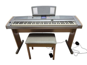 Yamaha Portable Grand DGX-505 Ser No UBKM07341 with Bench